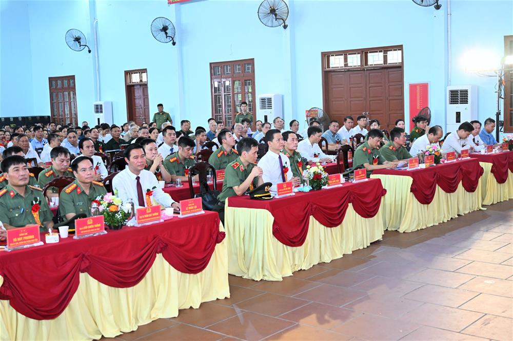 Các đại biểu tham dự Ngày hội TDBVANTQ năm 2025 của xã Đại Đồng.