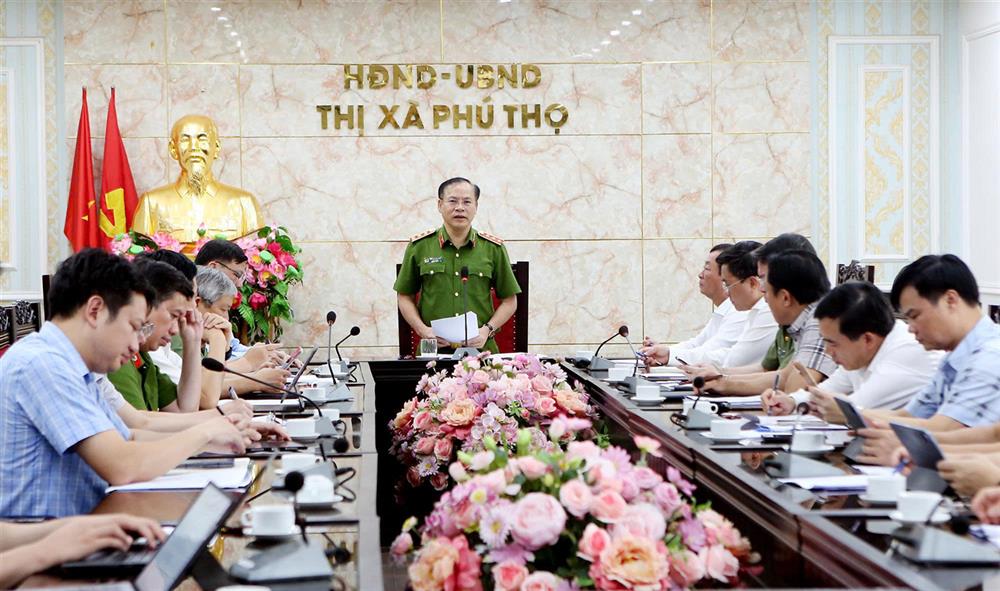 Thứ trưởng Nguyễn Văn Long làm việc với tỉnh Phú Thọ.