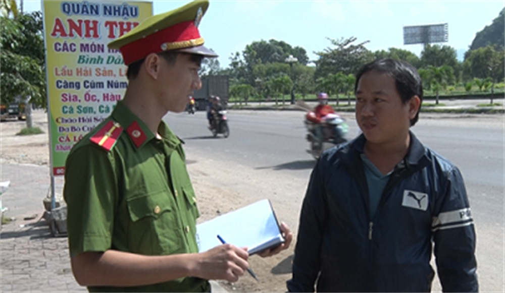 Công an phường Trần Quang Diệu luôn sâu sát ở cơ sở.