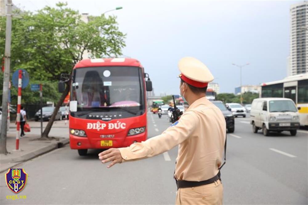 Bộ Công an ban hành Kế hoạch Tổng kiểm soát xe kinh doanh vận tải.