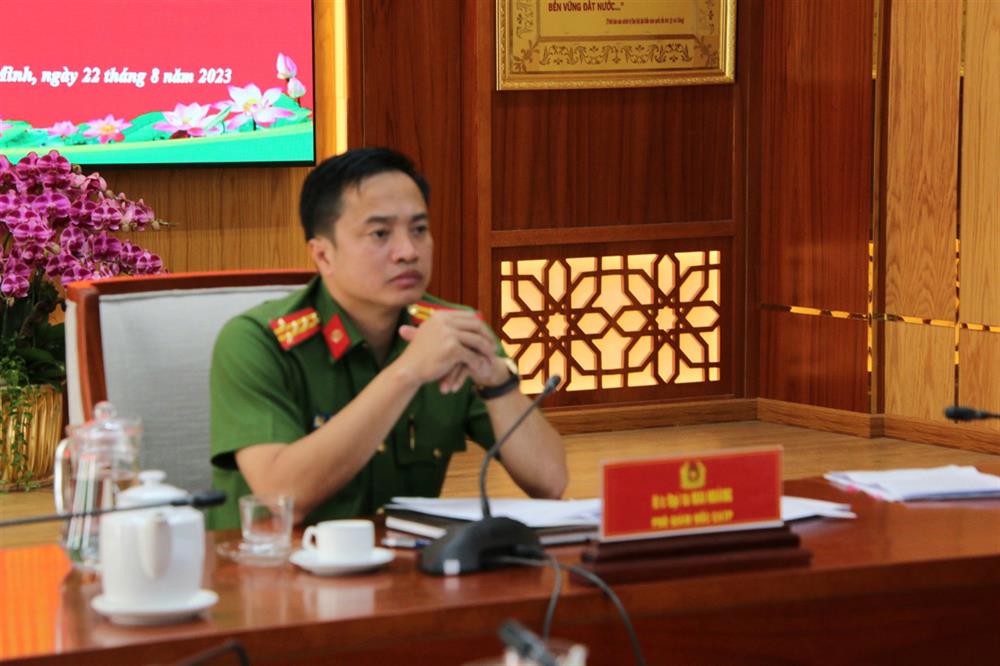 Đại tá Mai Hoàng, Phó Giám đốc