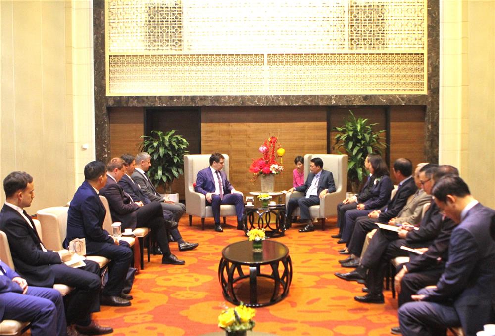 Toàn cảnh buổi tiếp.