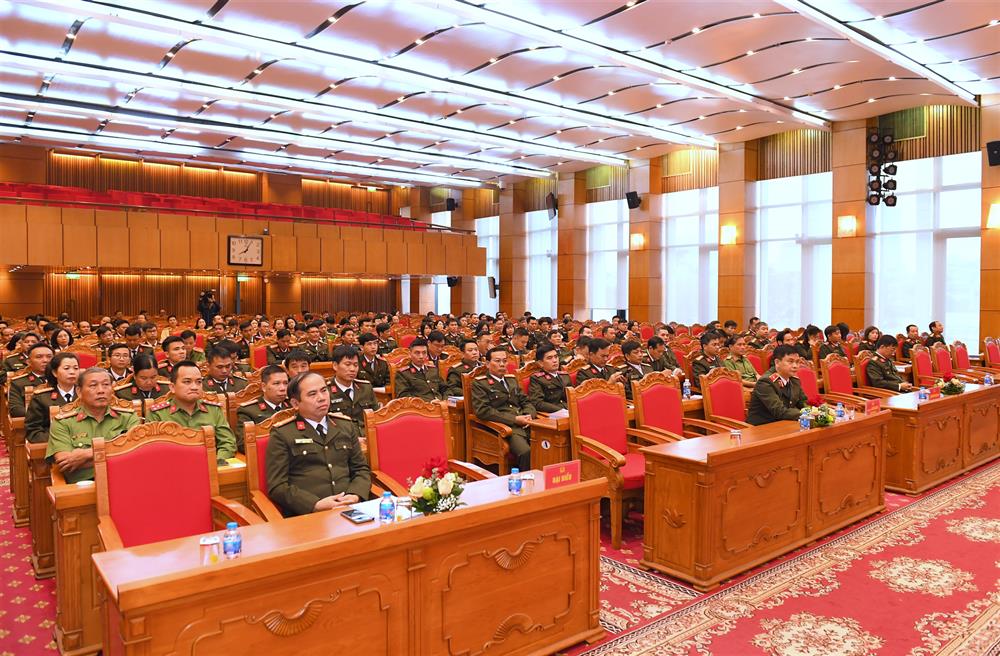 Toàn cảnh Hội nghị.