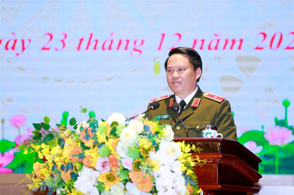 Thiếu tướng Bùi Quang Thanh, Giám đốc Công an tỉnh phát biểu tại Lễ phát động.