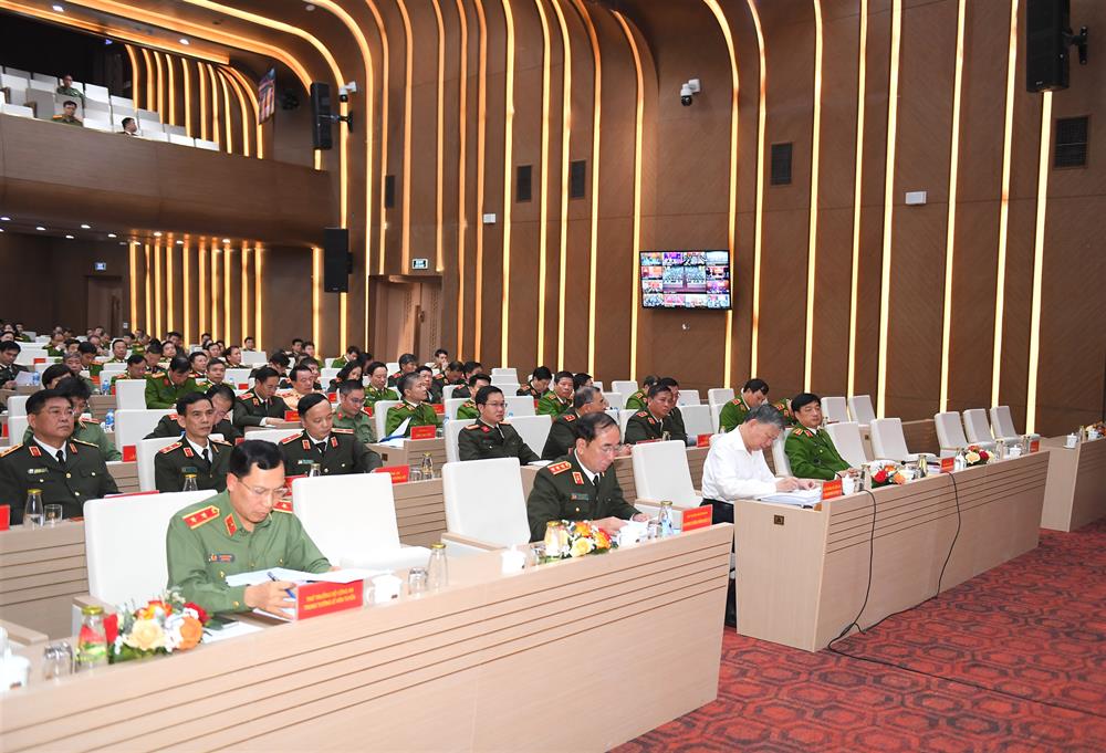 Bộ trưởng Tô Lâm cùng các đại biểu dự tại điểm cầu Hà Nội.