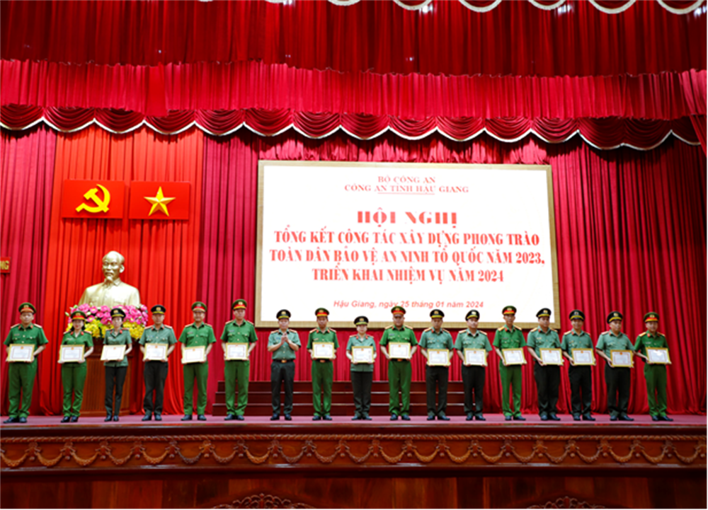 Tham mưu Công an tỉnh tổ chức Hội nghị tổng kết công tác xây dựng phong trào toàn dân bảo vệ an ninh Tổ quốc năm 2023