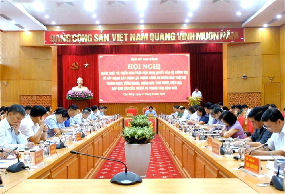 Tỉnh ủy Cao Bằng tổ chức Hội nghị quán triệt và triển khai thực hiện Nghị quyết số 12 của Bộ Chính trị.