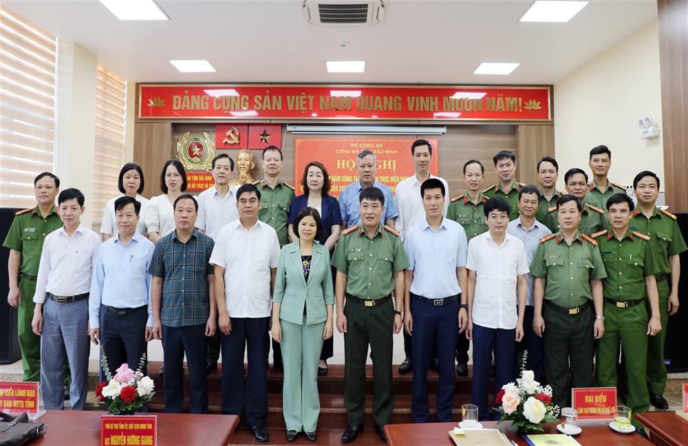 Các đại biểu dự Hội nghị.