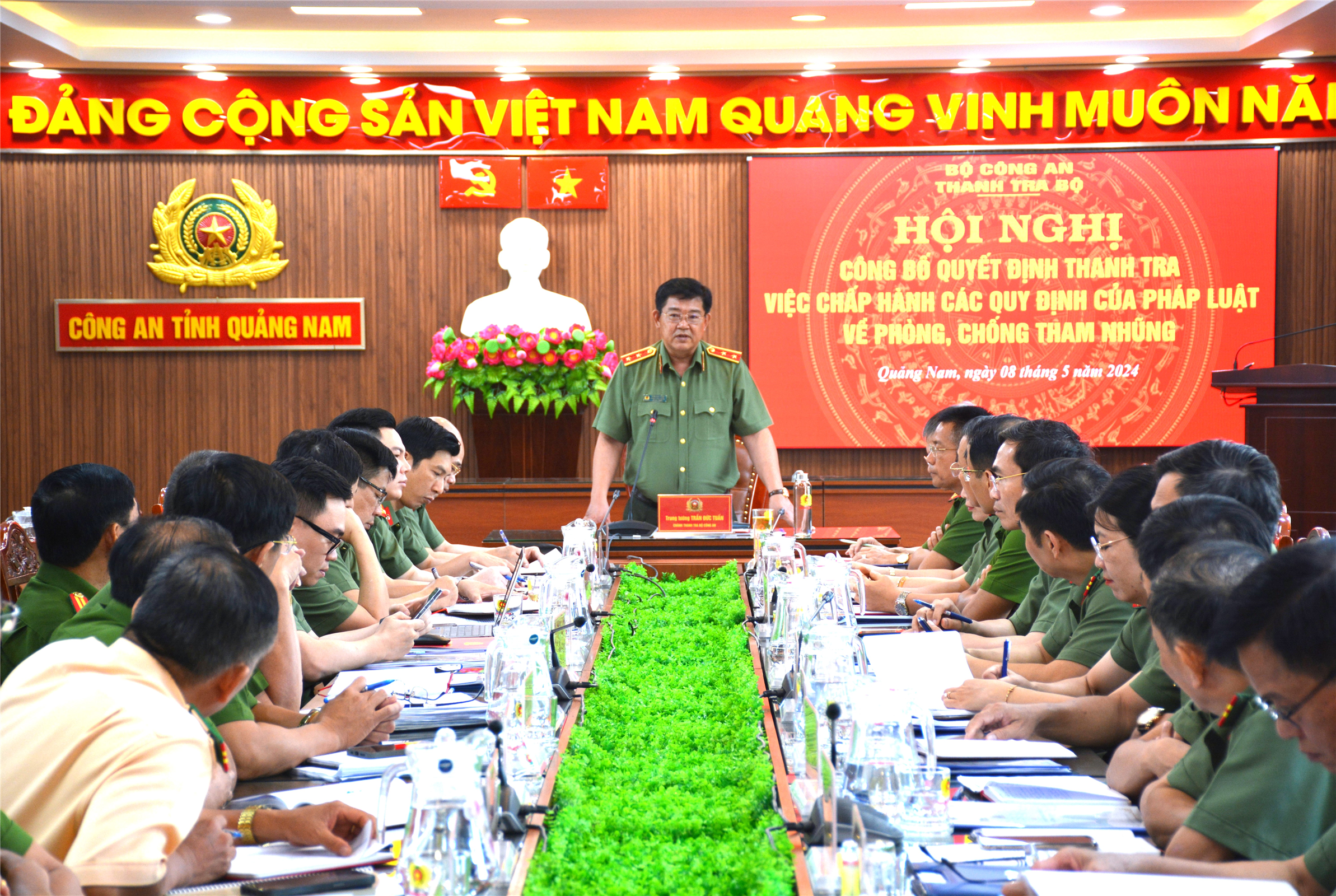 Toàn cảnh Hội nghị.