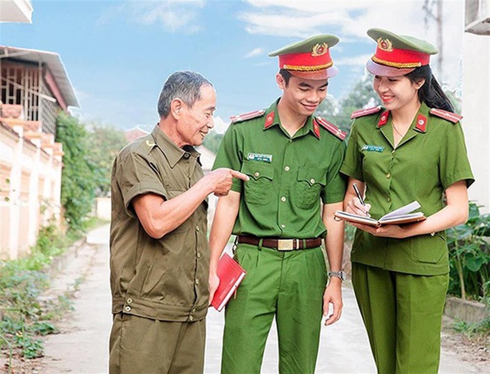 Công an xã bán chuyên trách, bảo vệ dân phố và dân phòng sẽ là “cánh tay nối dài” của Công an xã chính quy trong thực hiện nhiệm vụ giữ gìn ANTT ở cơ sở.