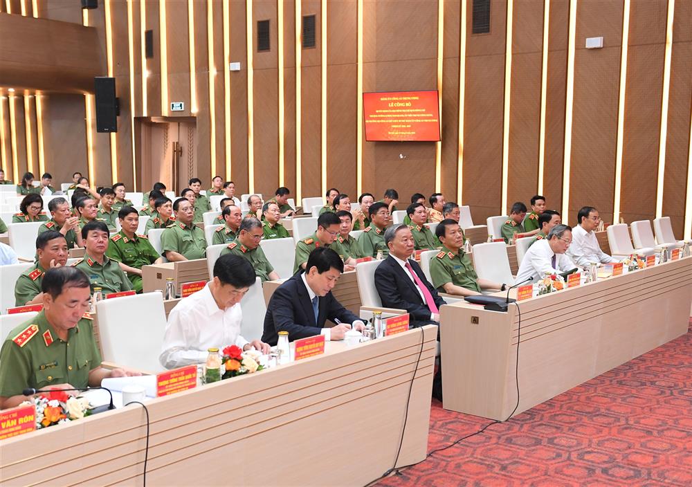 Chủ tịch nước Tô Lâm cùng các đại biểu dự buổi Lễ.