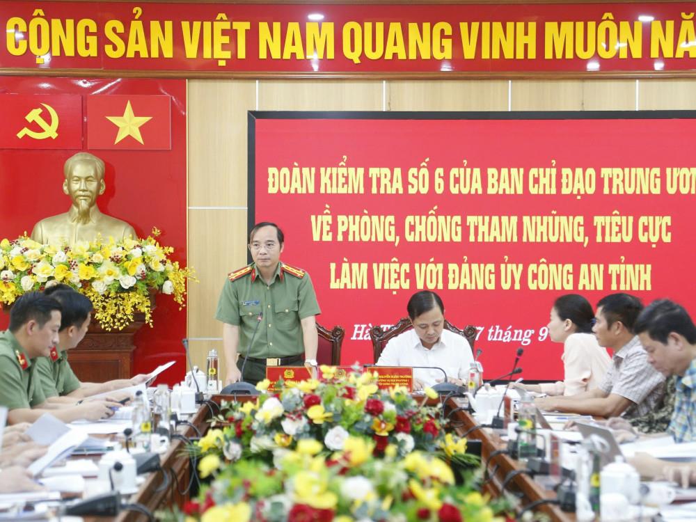 Đại tá Nguyễn Xuân Thao phát biểu tại buổi làm việc.