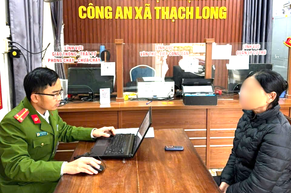 Công an xã Thạch Long đã tiến hành xác minh, đồng thời giải thích rõ cho chị L về thủ đoạn lừa đảo này.