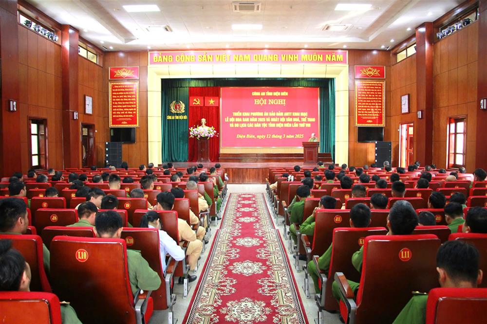 Công an tỉnh Điện Biên tổ chức Hội nghị triển khai phương án bảo đảm an ninh, trật tự Lễ hội Hoa Ban và Ngày hội Văn hóa, Thể thao và Du lịch các dân tộc năm 2025.