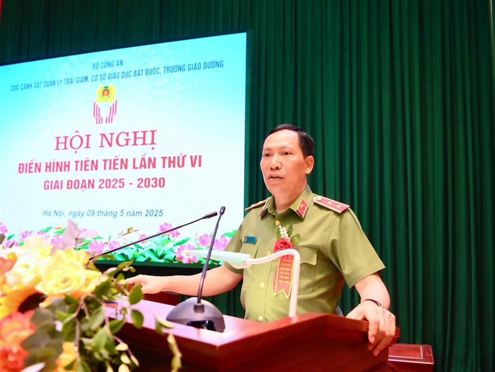 Thứ trưởng Lê Văn Tuyến phát biểu tại Hội nghị.