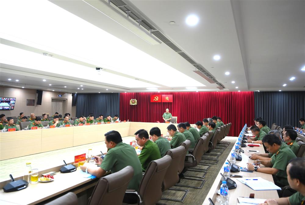 Toàn cảnh Hội nghị.