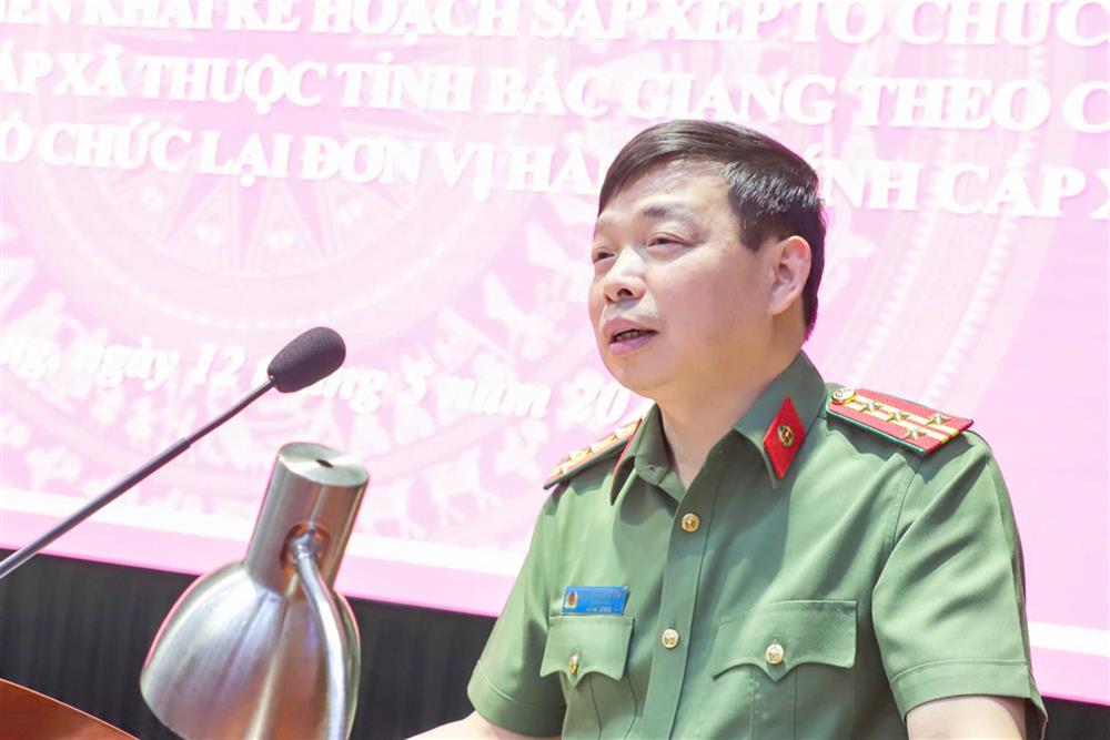 Đại tá Nguyễn Quang Vinh, Giám đốc Công an tỉnh phát biểu kết luận Hội nghị.