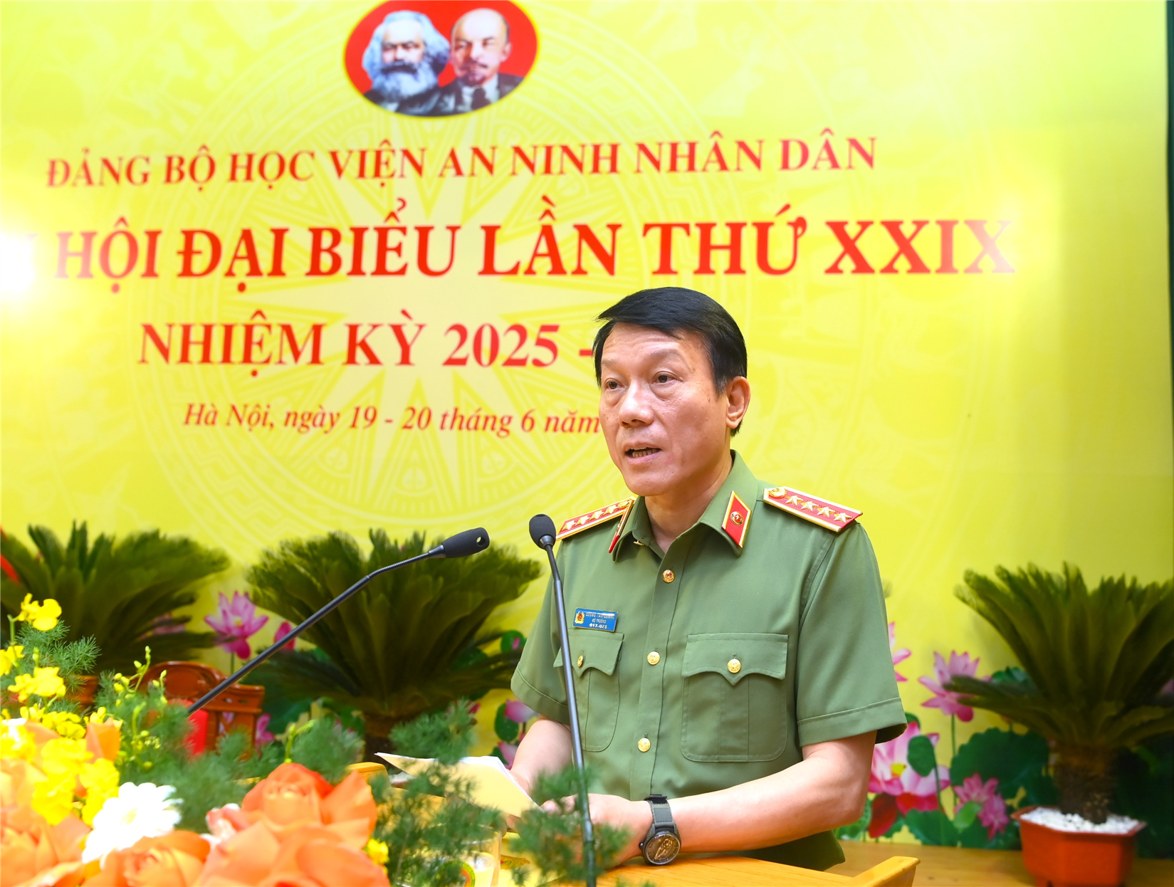 Bộ trưởng Lương Tam Quang phát biểu chỉ đạo tại Đại hội.