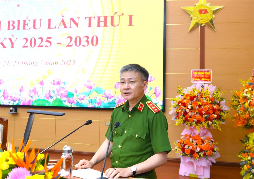 Thứ trưởng Nguyễn Ngọc Lâm phát biểu tại chỉ đạo Đại hội.