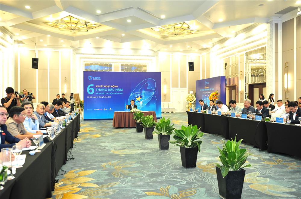 Toàn cảnh Hội nghị.
