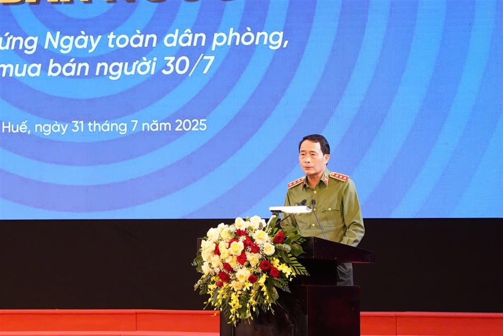 Thứ trưởng Lê Quốc Hùng phát biểu khai mạc Lễ phát động.