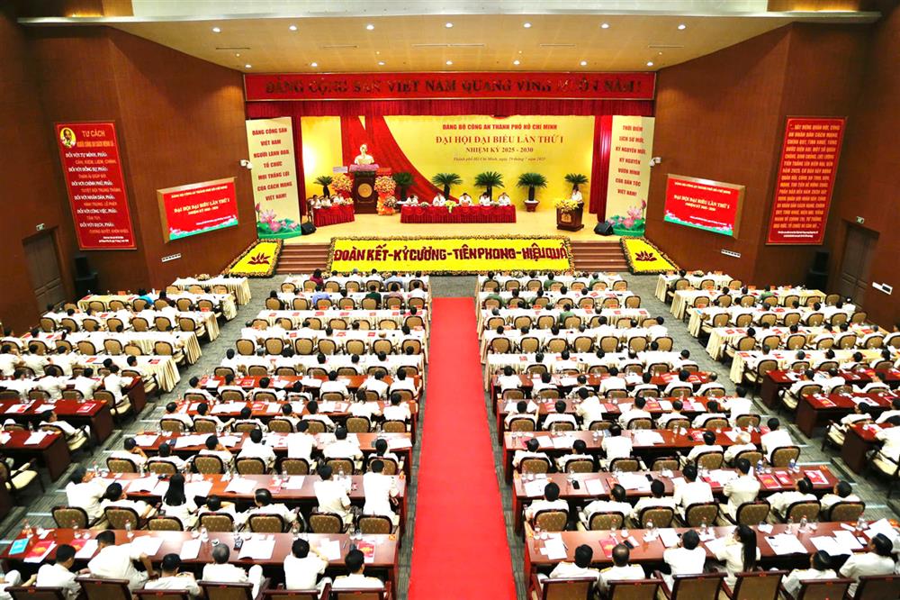 Toàn cảnh Đại hội.