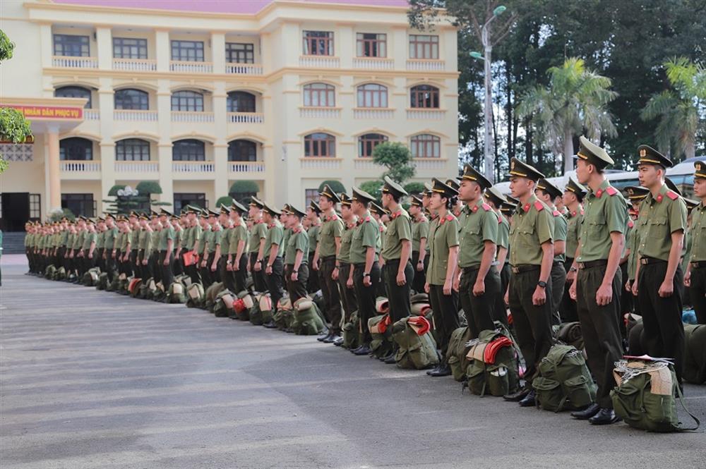 Học viên Trường Đại học An ninh nhân dân tham gia chiến dịch tình nguyện hè năm 2023 tăng cường cho Công an các địa phương.