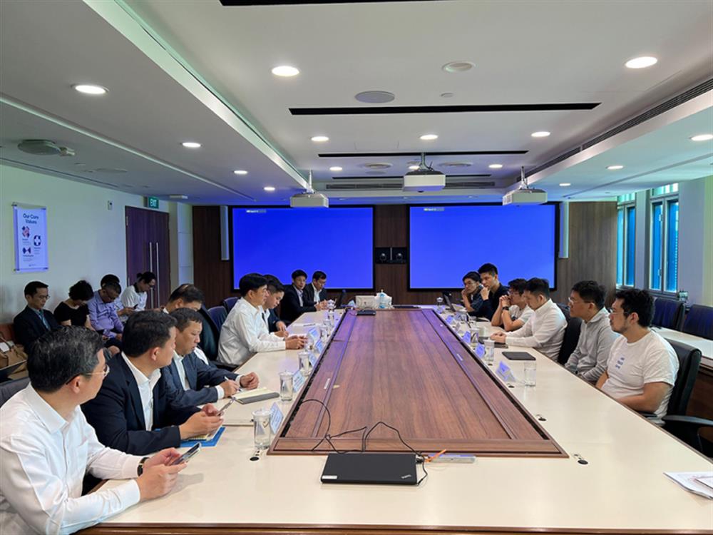 Quang cảnh phiên đối thoại.