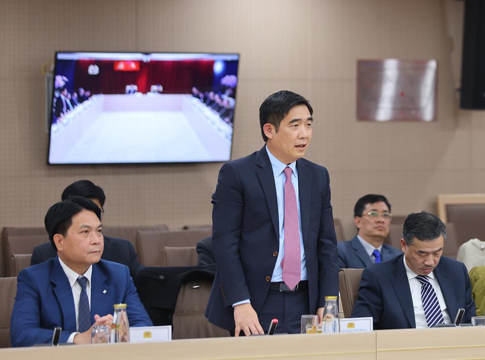 Đồng chí Phạm Việt Hùng, Đại sứ Việt Nam tại Thái Lan phát biểu tại buổi gặp mặt.