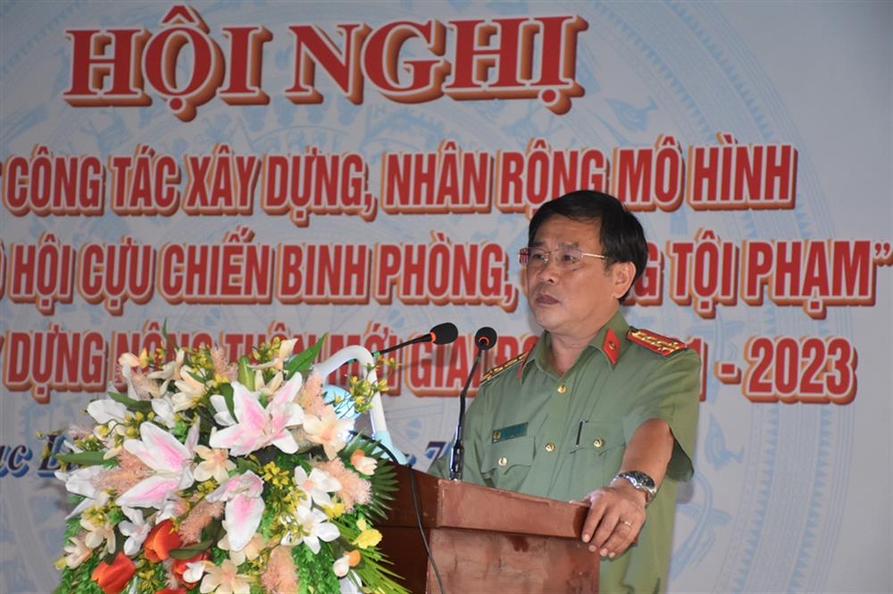 Đại tá Lê Thanh Hùng, Phó Giám đốc Công an tỉnh phát biểu khai mạc Hội nghị.