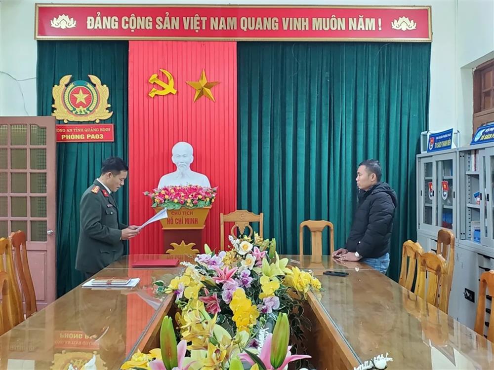 Phòng ANCTNB công bố quyết định xử phạt vi phạm hành chính đối với các trường hợp vi phạm.