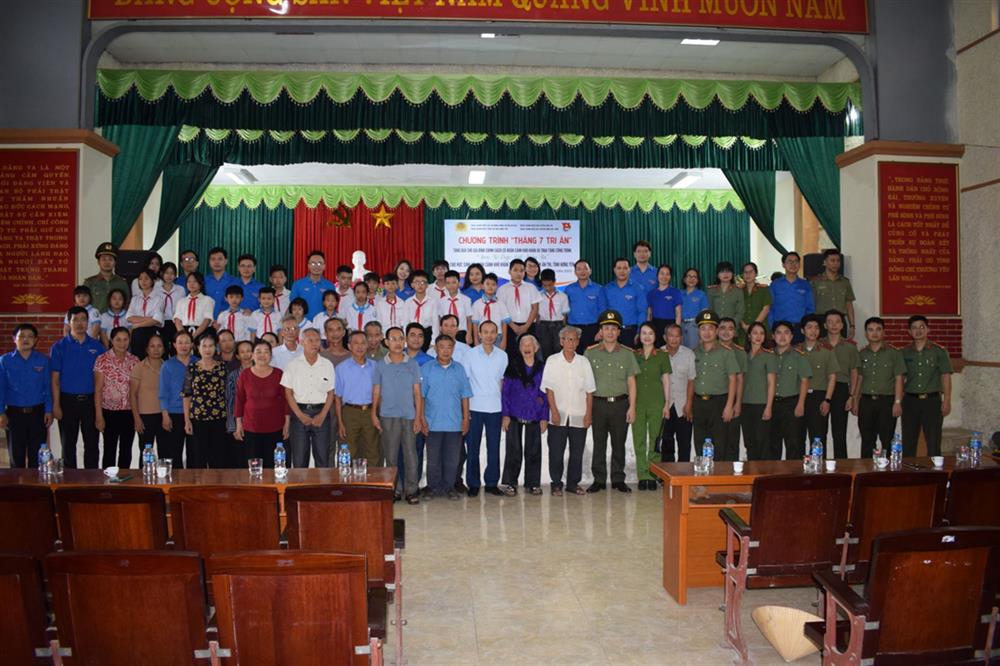Chương trình được tổ chức nhằm tuyên truyền, giáo dục truyền thống cách mạng, khơi dậy lòng yêu nước, tinh thần tự hào dân tộc, nâng cao ý thức trách nhiệm của tuổi trẻ các đơn vị. Đồng thời phát huy vai trò xung kích, tình nguyện, thể hiện sự tri ân, lòng biết ơn, đạo lý “Đền ơn đáp nghĩa”, “Uống nước nhớ nguồn” của cán bộ, đoàn viên thanh niên trong tham gia xây dựng phong trào toàn dân chăm sóc người có công, chung tay chăm lo cho các em học sinh có hoàn cảnh khó khăn, góp phần thực hiện tốt chủ trương, chính sách của Đảng, Nhà nước, xây dựng quê hương, đất nước ngày càng văn minh, giàu đẹp.