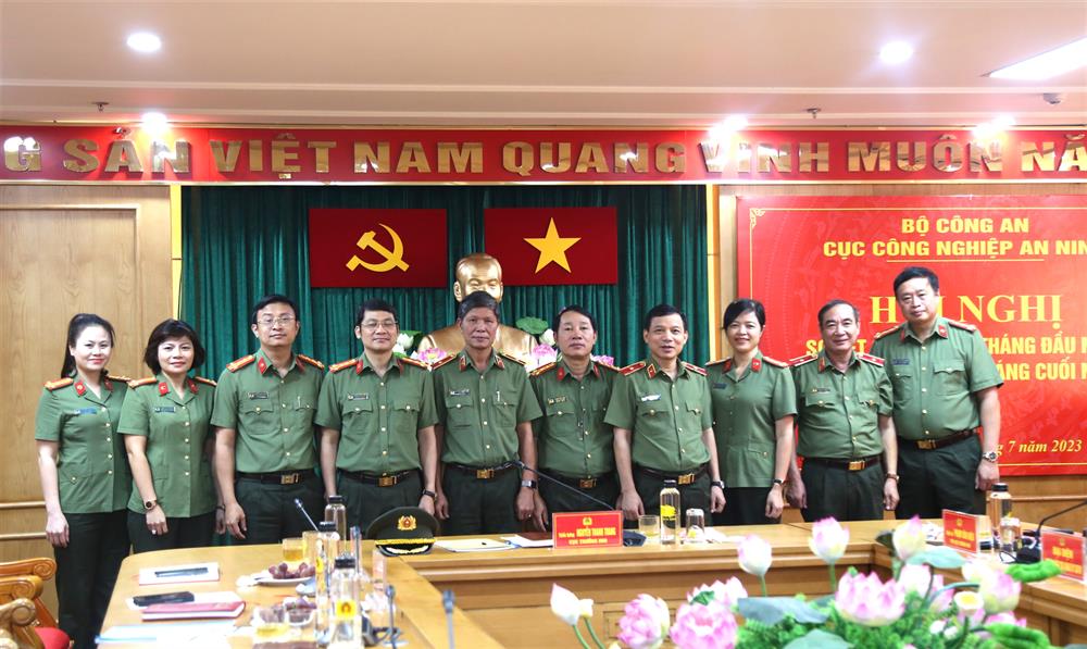 Các đại biểu dự Hội nghị.
