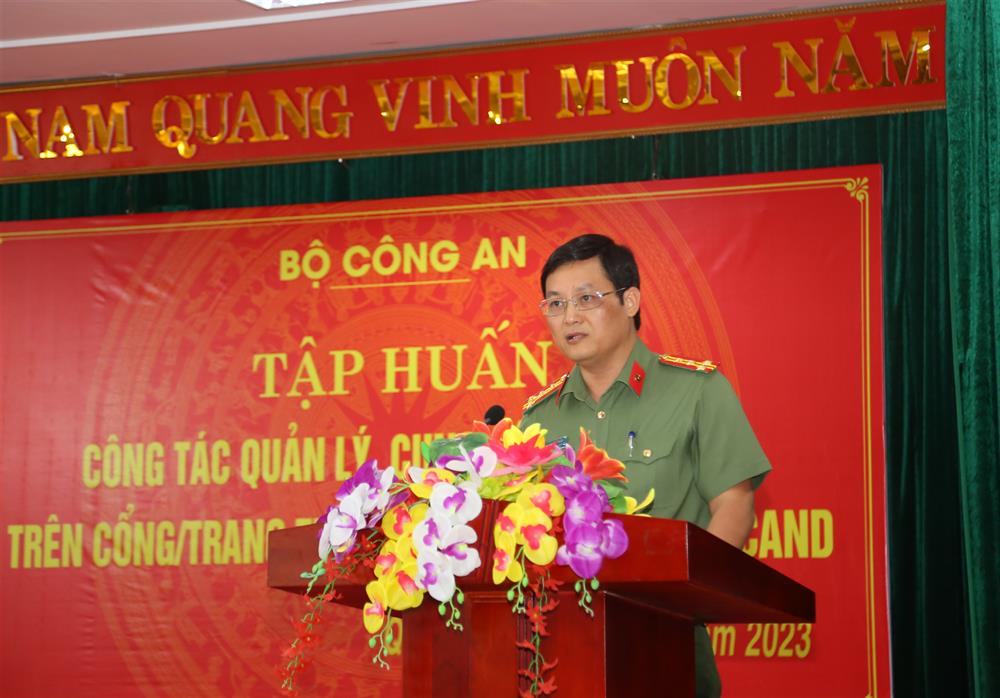 Đại tá Mai Xuân Thảo phát biểu tại buổi Lễ.