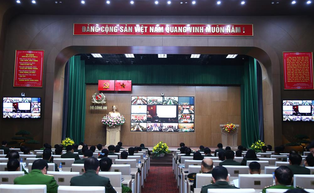 Hội nghị được truyền hình trực tuyến đến điểm cầu Công an các tỉnh, thành phố trực thuộc Trung ương.