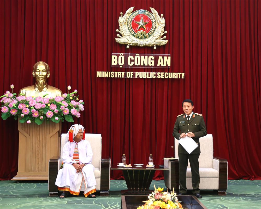 Thứ trưởng Lương Tam Quang phát biểu tại buổi tiếp.