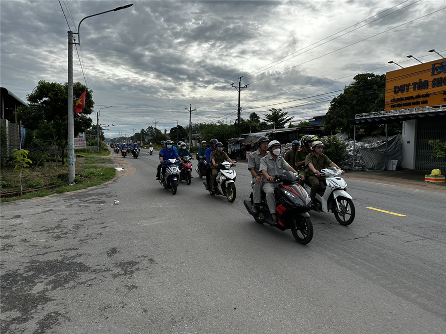 Ra quân cao điểm