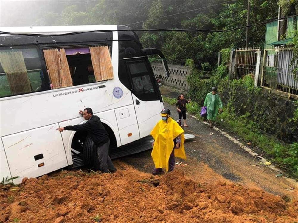 Hiện trường vụ sạt lở.