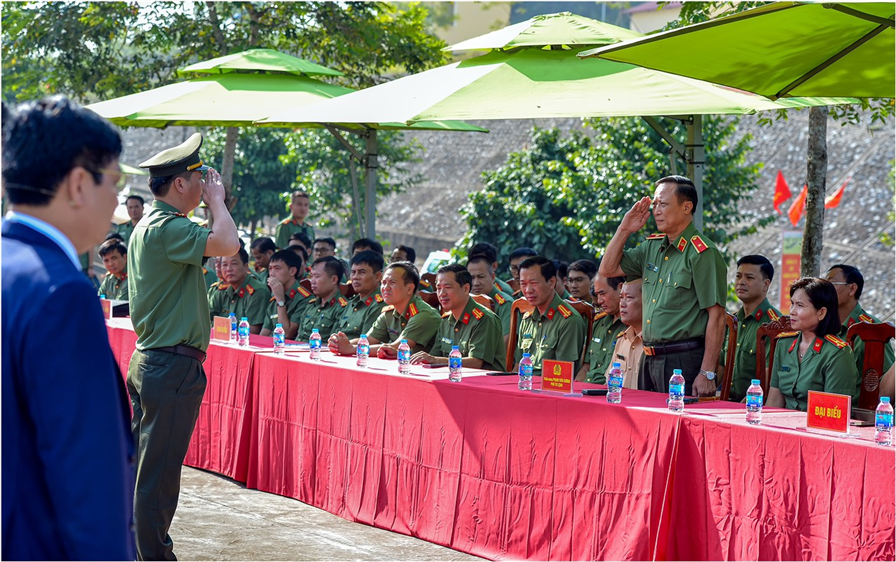 Các đại biểu dự Lễ bế mạc.