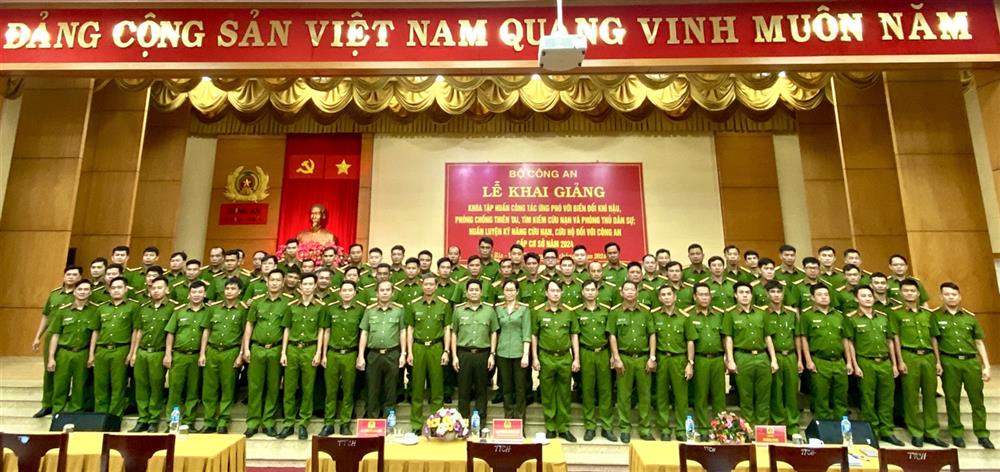 Các đại biểu dự Lớp tập huấn.