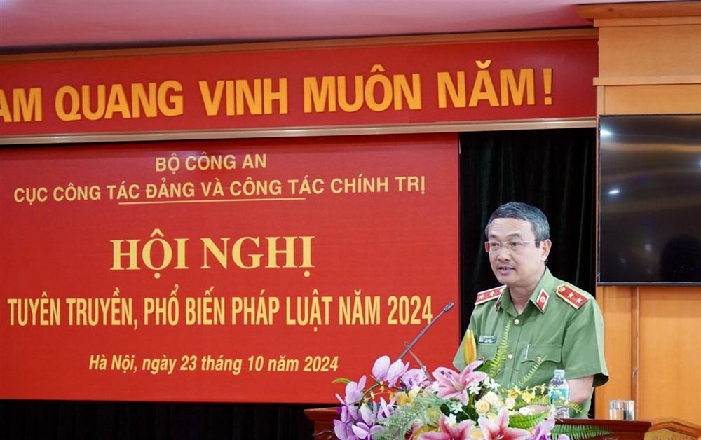 Trung tướng Nguyễn Ngọc Toàn phát biểu tại Hội nghị.