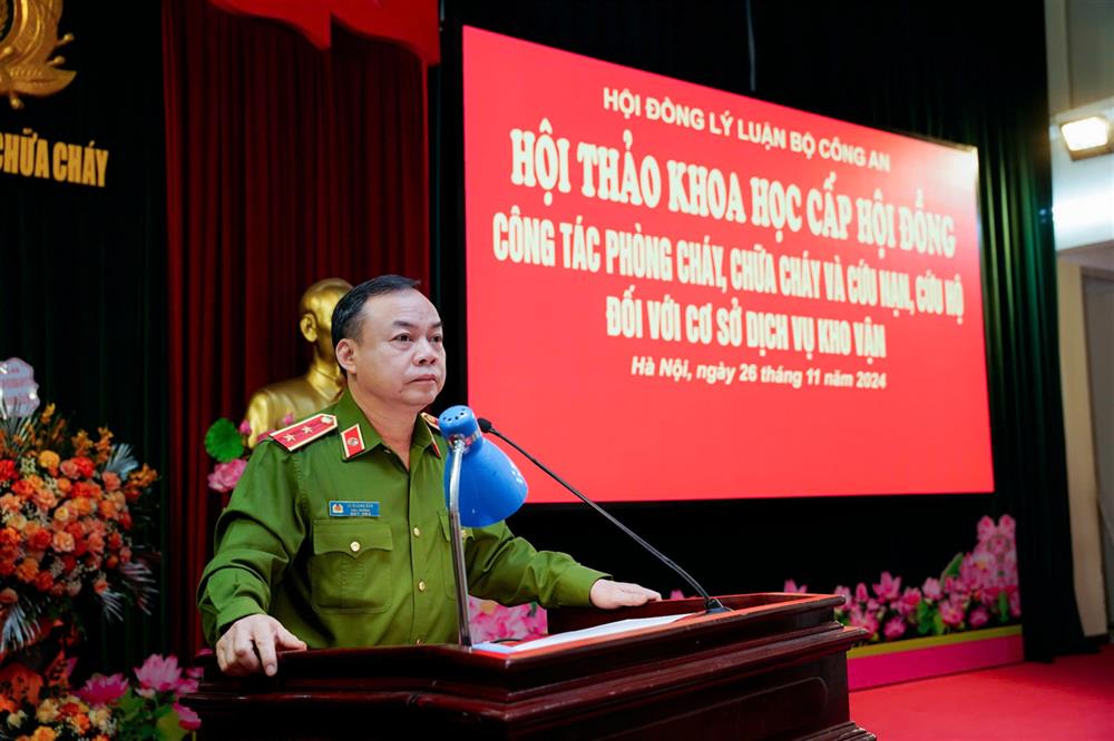 Trung tướng, PGS.TS Lê Quang Bốn, Hiệu trưởng Trường Đại học PCCC chủ trì Hội thảo.