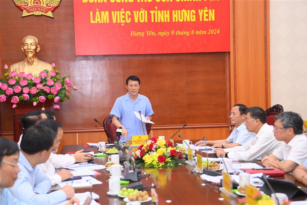 Bộ trưởng Lương Tam Quan phát biểu chỉ đạo tại buổi làm việc.