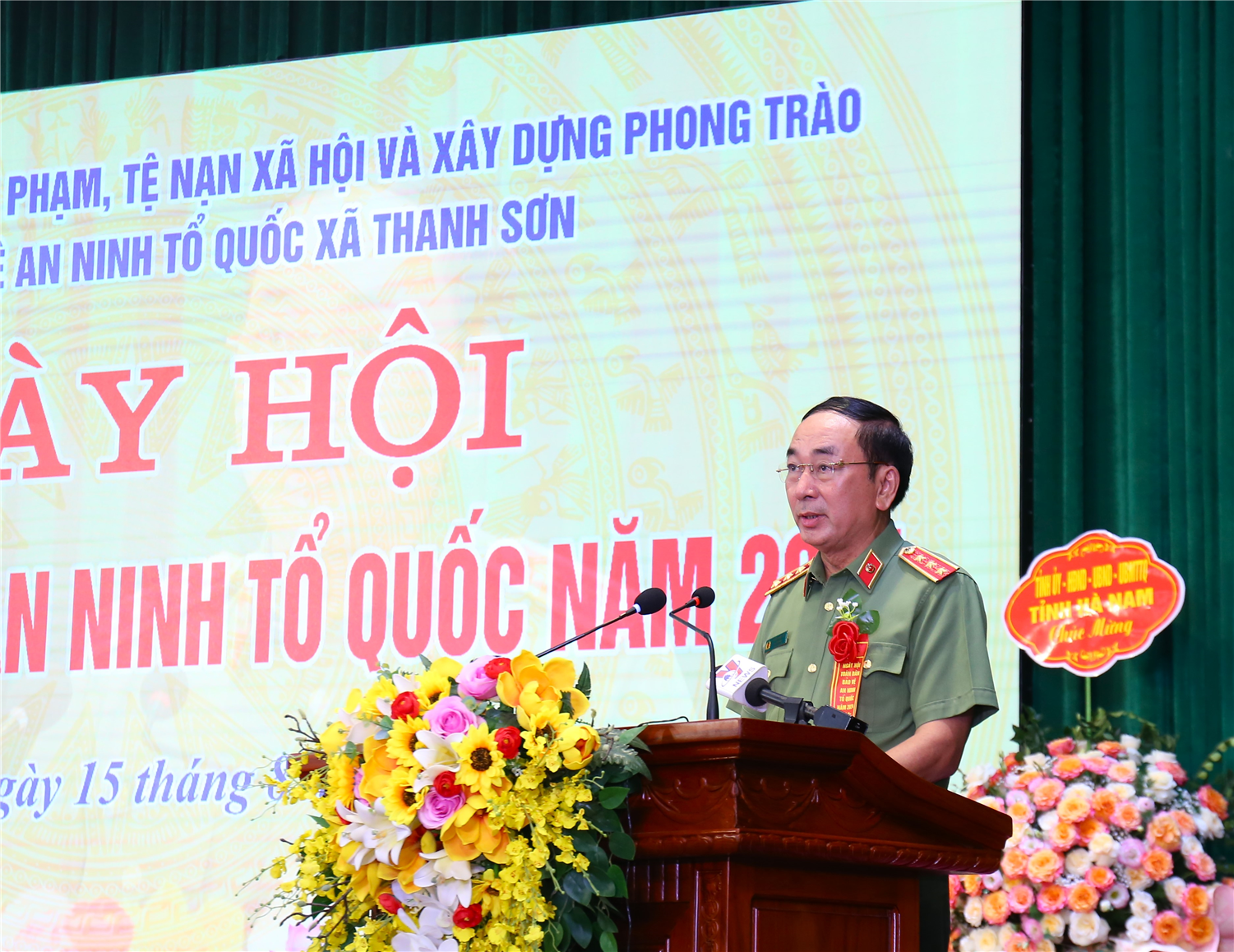 Thứ trưởng Trần Quốc Tỏ phát biểu tại Ngày hội.