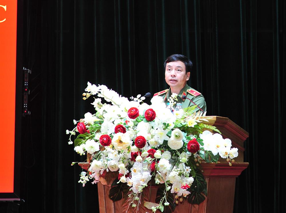Thiếu tướng Lê Xuân Minh, Cục trưởng Cục An ninh mạng và phòng, chống tội phạm sử dụng công nghệ cao phát biểu tại Lễ ra quân.