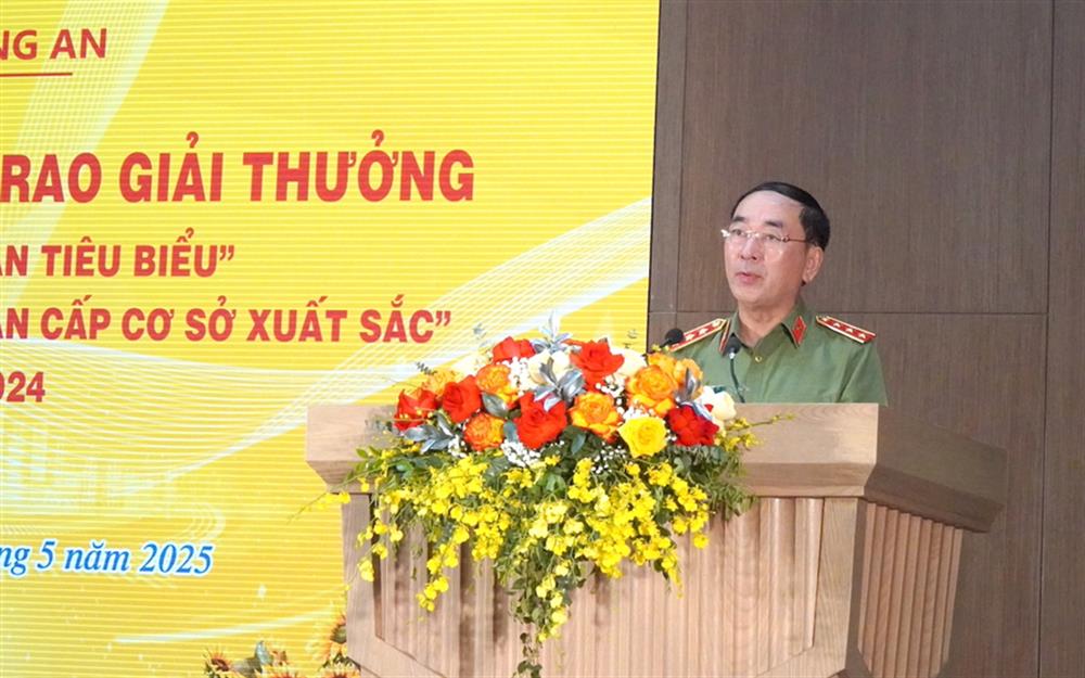 Thứ trưởng Trần Quốc Tỏ phát biểu chỉ đạo tại chương trình.