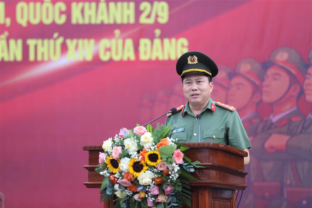 Đại tá Vũ Văn Đấu phát biểu tại buổi lễ.