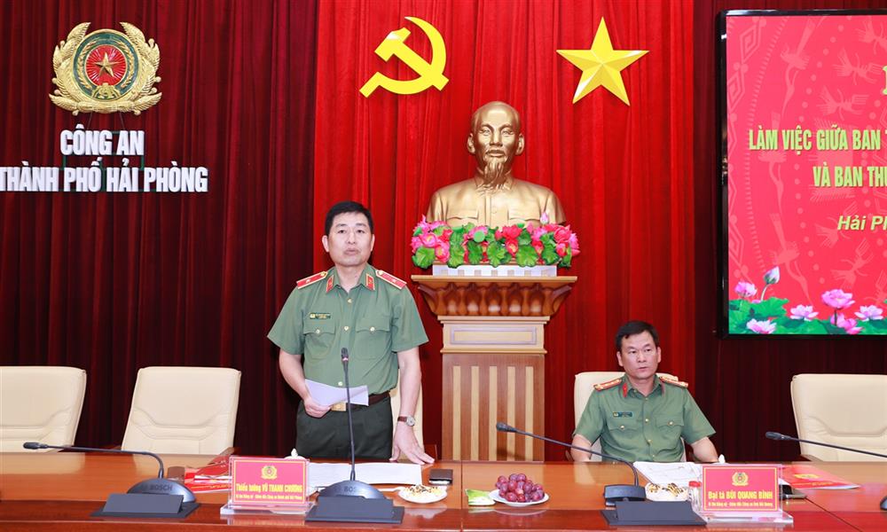 Thiếu tướng Vũ Thanh Chương phát biểu khai mạc hội nghị.