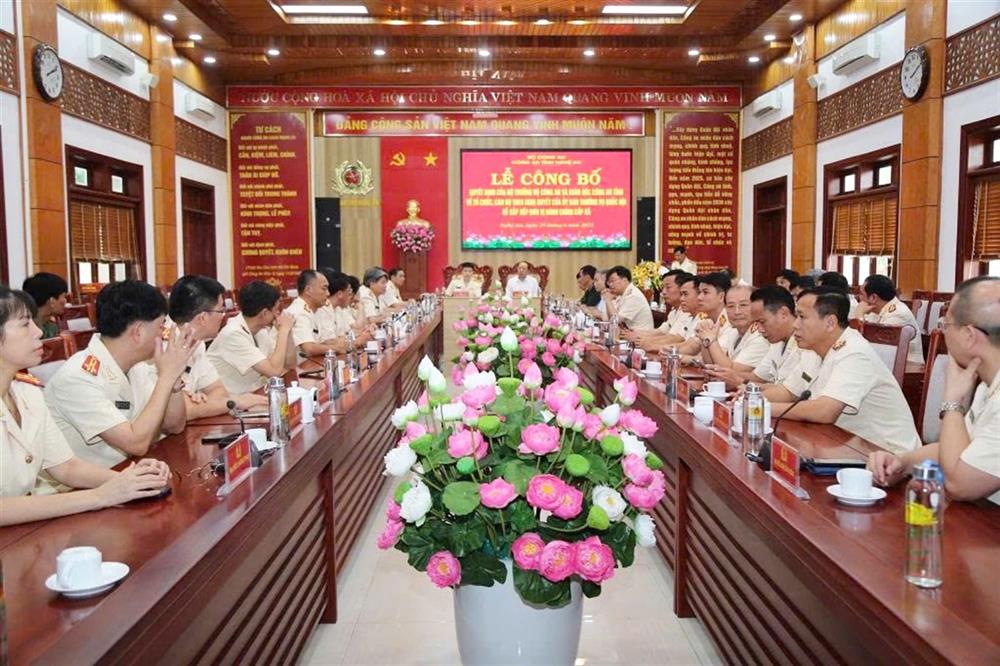 Toàn cảnh Hội nghị.