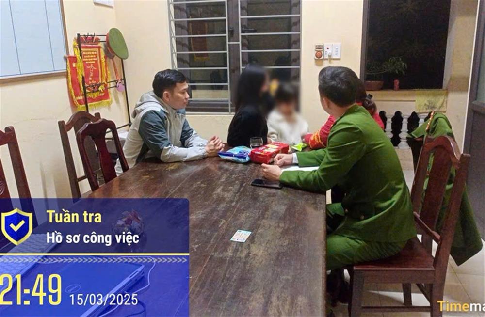 Công an thị trấn Thiệu Hoá ngăn chặn một người phụ nữ có ý định tự tử trong đêm.